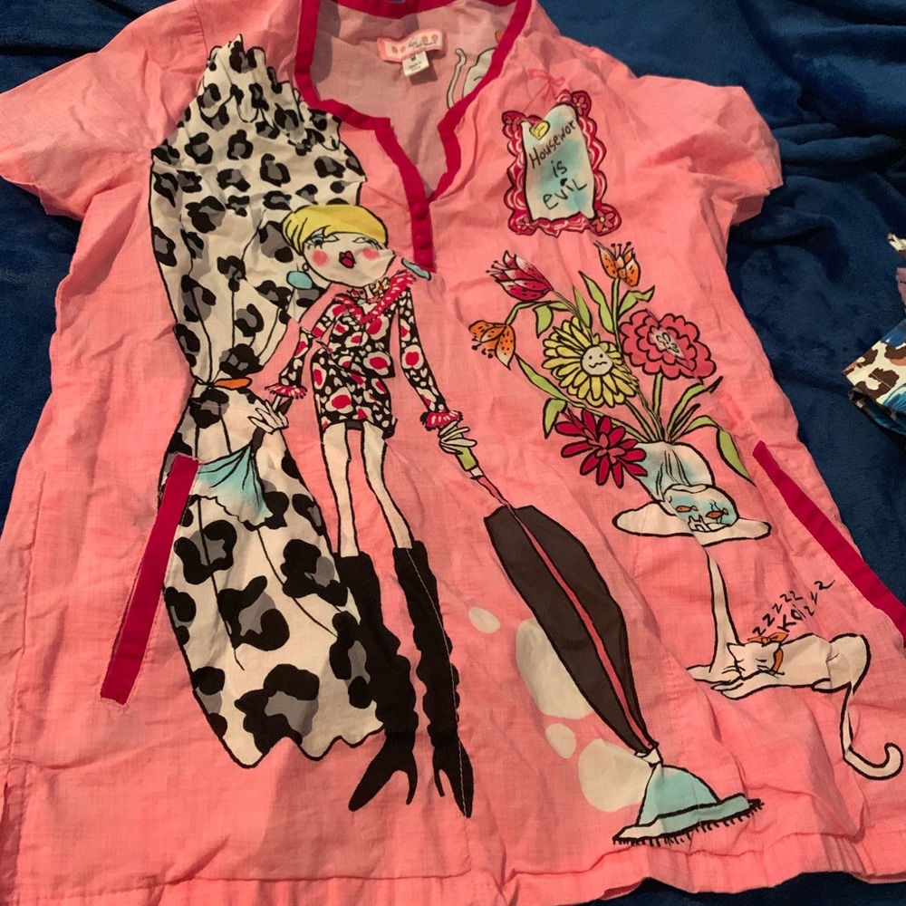 Koi scrub top